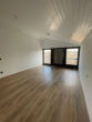 Bild - Einfamilienhaus mit Garage