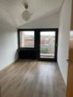 Bild - Einfamilienhaus mit Garage