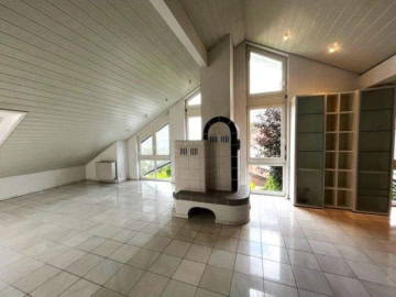 Komfortable 3,5 Zimmerwohnung im Dach, 74360 Ilsfeld, Wohnung